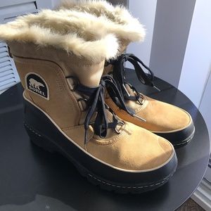 Sorel boots. Size 6.5